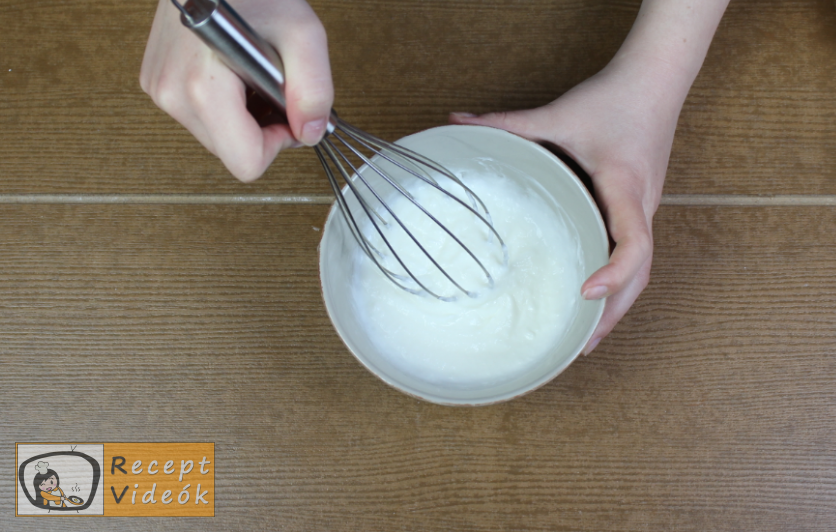 Meggyes szelet (sütés nélkül) recept elkészítése 10. lépés