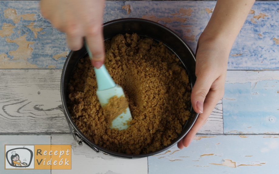 Túrótorta (sütés nélkül) recept, túrótorta (sütés nélkül) elkészítése 2. lépés