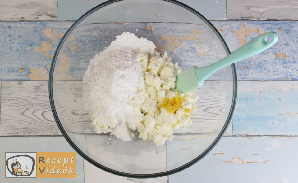 Túrótorta (sütés nélkül) recept, túrótorta (sütés nélkül) elkészítése 3. lépés