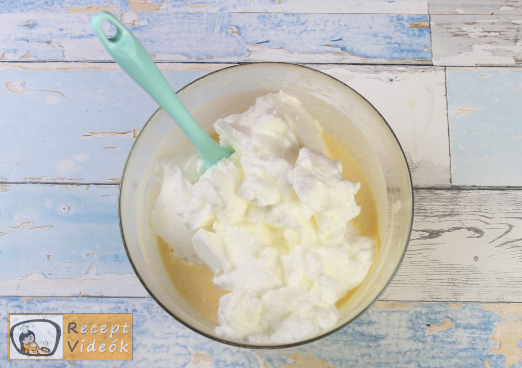 csúsztatott palacsinta recept elkészítése 4. lépés