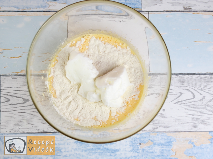 epres túrótorta recept, epres túrótorta elkészítése 2. lépés