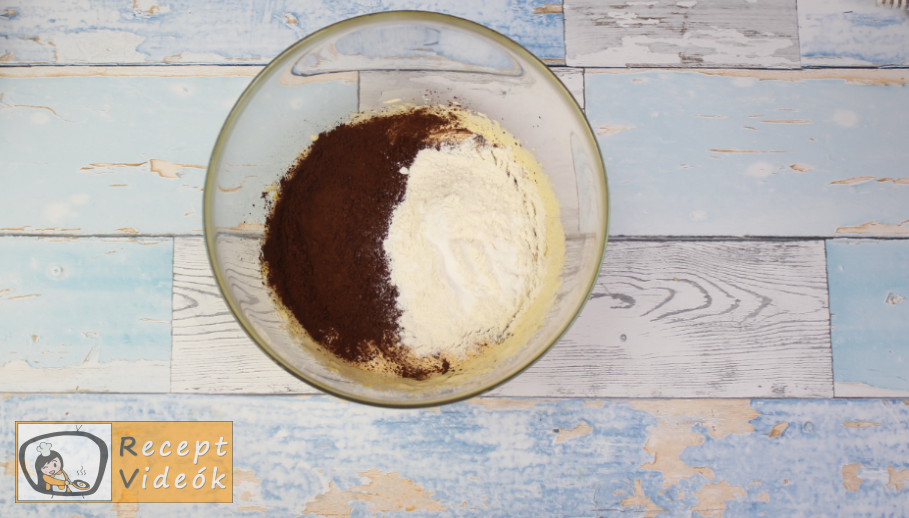 Tejszínes gesztenyetorta recept elkészítése 2. lépés