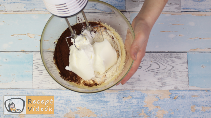 Tejszínes gesztenyetorta recept elkészítése 3. lépés