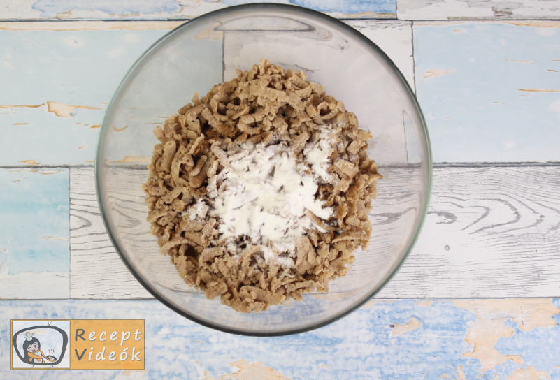 Tejszínes gesztenyetorta recept elkészítése 6. lépés