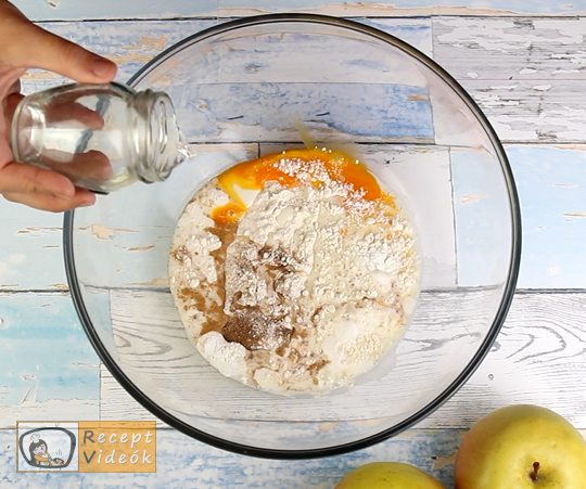 almás palacsinta recept, almás palacsinta elkészítése 1. lépés