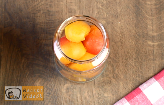 sárgabarack befőtt recept, sárgabarack befőtt elkészítése 3. lépés
