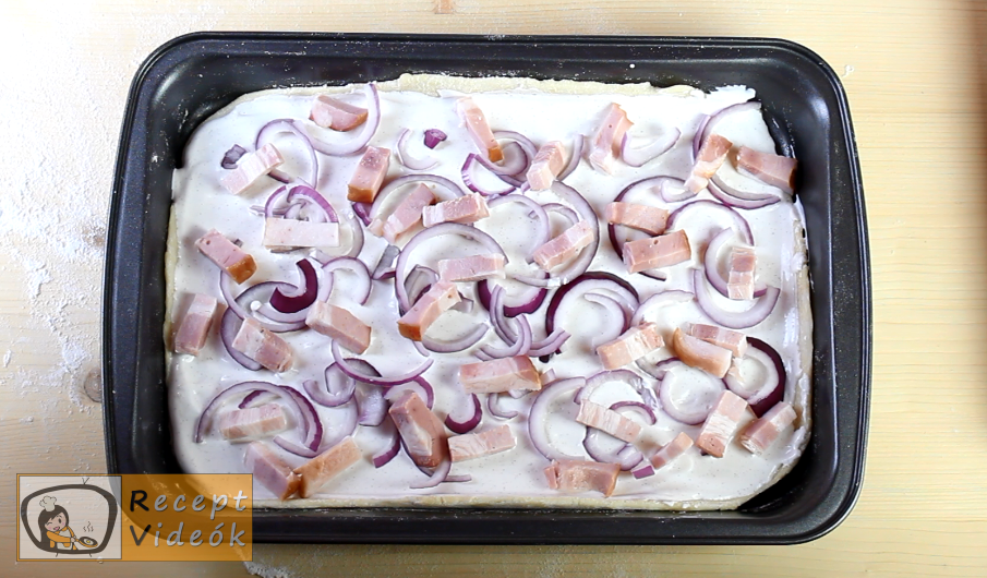 Hagymás lepény recept, hagymás lepény elkészítése 5. lépés