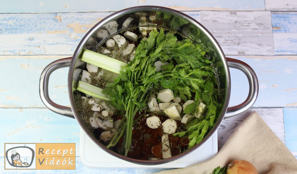zöldségleves recept, zöldségleves elkészítése 3. lépés