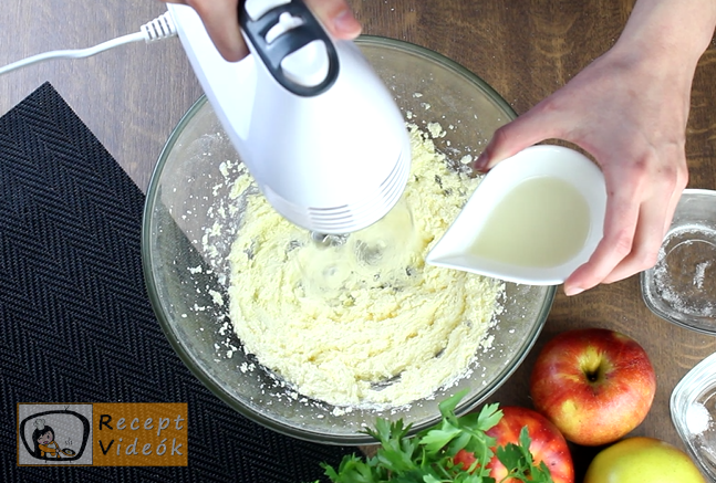 almatorta recept, almatorta készítése 1. lépés