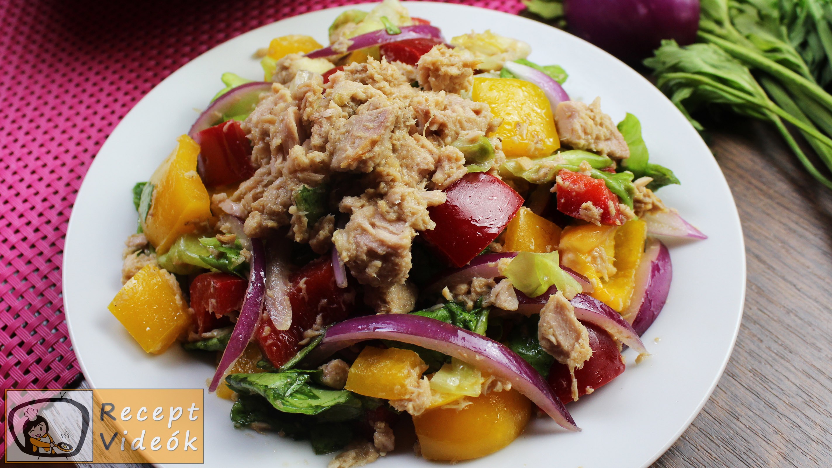 Tonhalsaláta recept, tonhalsaláta elkészítése - Recept Videók Tonhalsaláta recept, tonhalsaláta elkészítése - Recept Videók