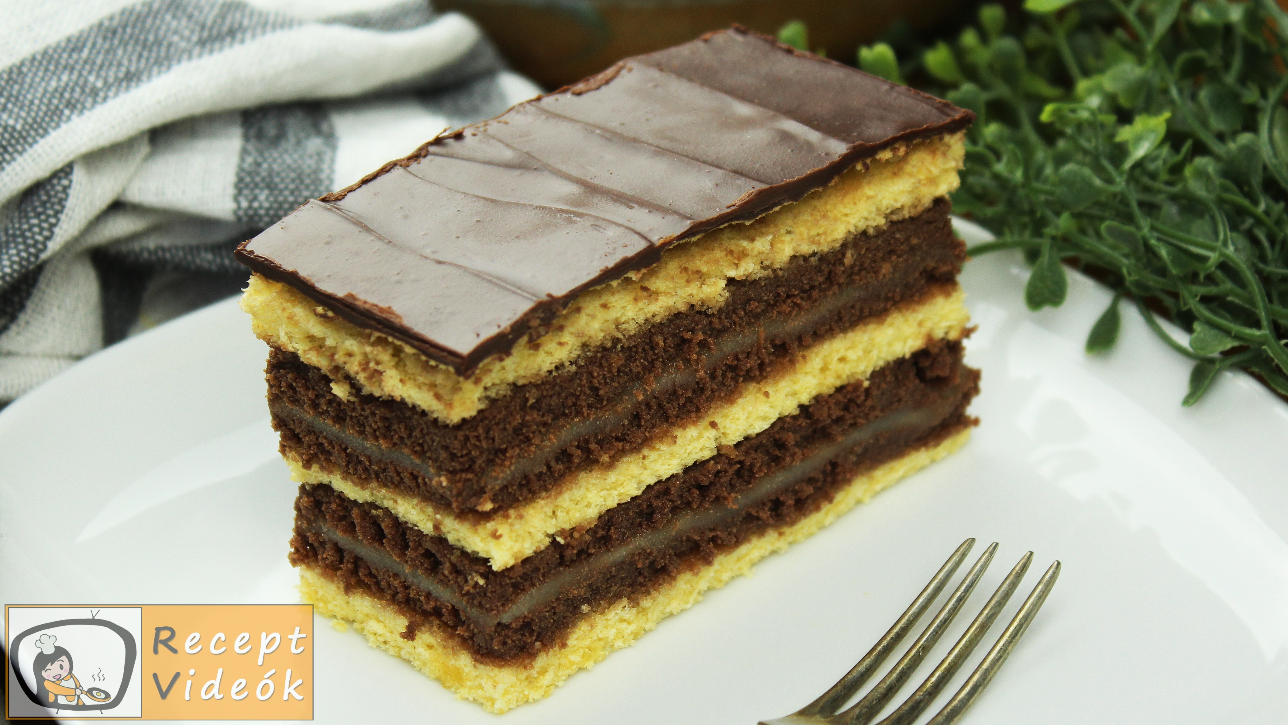 Marcipán szelet recept, marcipán szelet elkészítése - Recept Videók Marcipán szelet recept, marcipán szelet elkészítése - Recept Videók